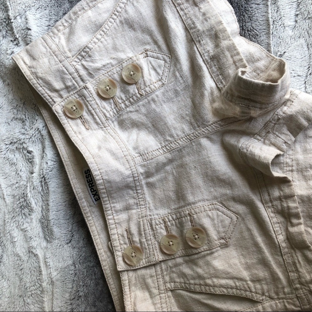 EXPRESS khaki shorts